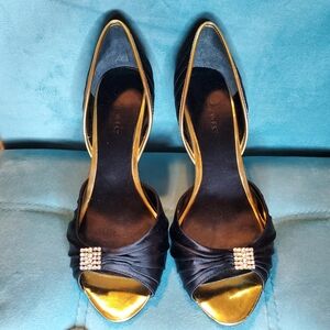 Nine West Black and Gold Women's Shoes